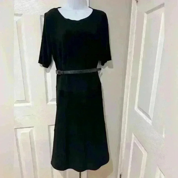 Anne Klein Dresses & Skirts - Anne Klein 3/4 sleeve black dress size 16 flattering slimming work wedding